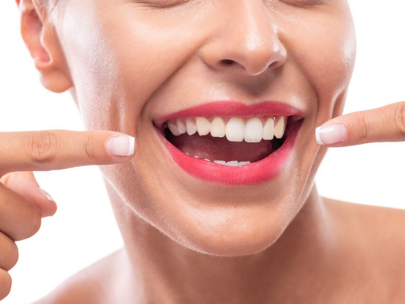 Does white teeth reflect oral health?